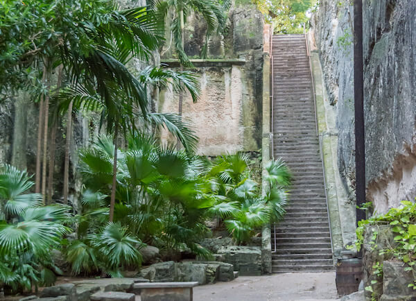 Bahamian landmark: Queen's staircase