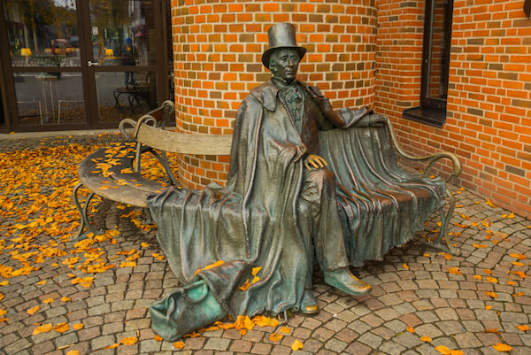 Hans Christian Anderson Statue in Odense - image by Anna ART/shutterstock.com