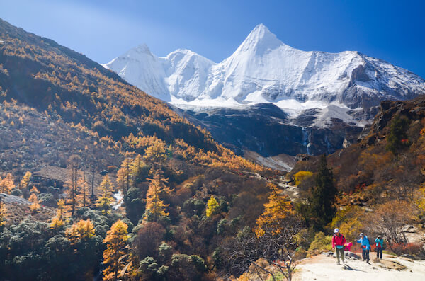 Trekking in the Sichuan mountains in China - image by Wichitra.W / Shutterstock.com