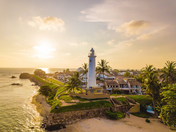 Lighthouse and Fort of Galle in Sri Lanka - image by Timo Gotz/shutterstock.com