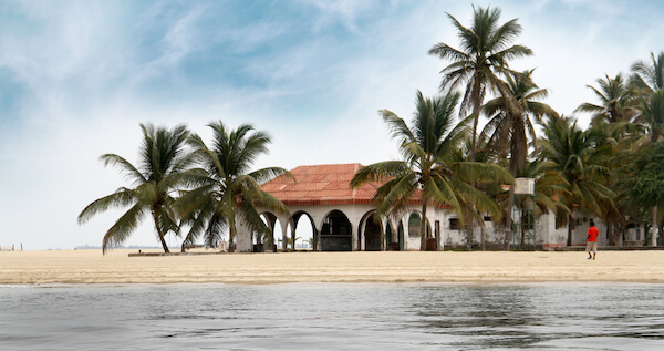 angola mussulo beach