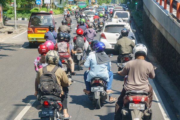 Busy road in Surabaya - image by Lano Lan/shutterstock.com