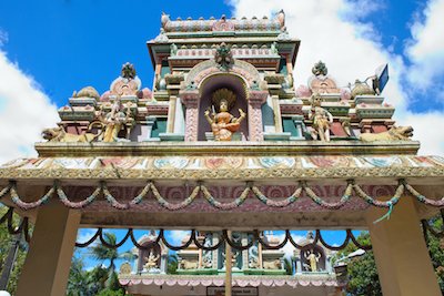 Mauritius temple by Evgenia Bolyukh/Shutterstock.com