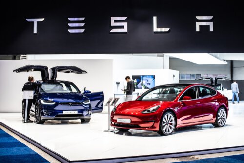 Tesla Cars at Expo 2019 - image by GrzegorzCzapski